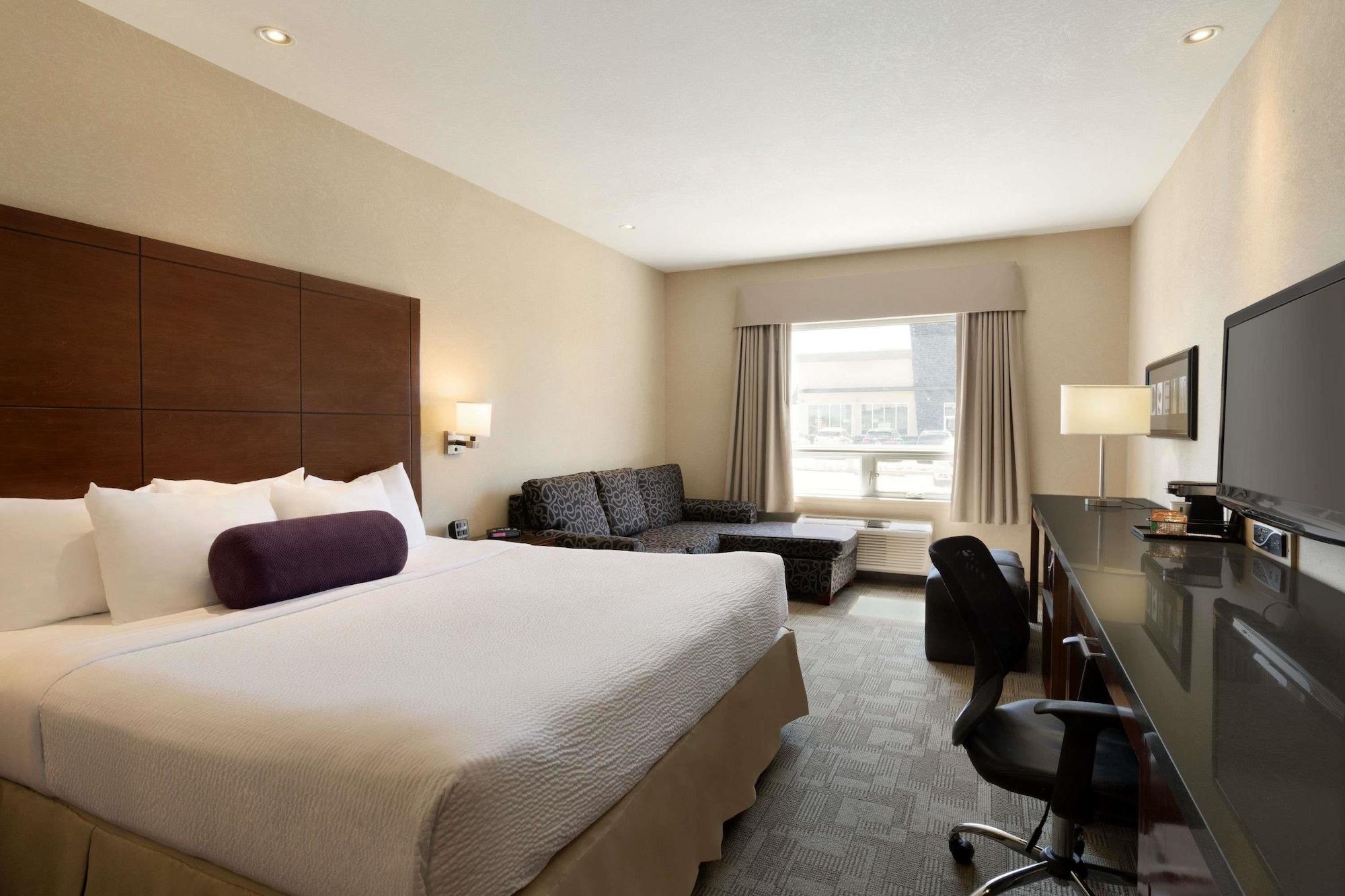 Days Inn By Wyndham Regina Airport West Ngoại thất bức ảnh