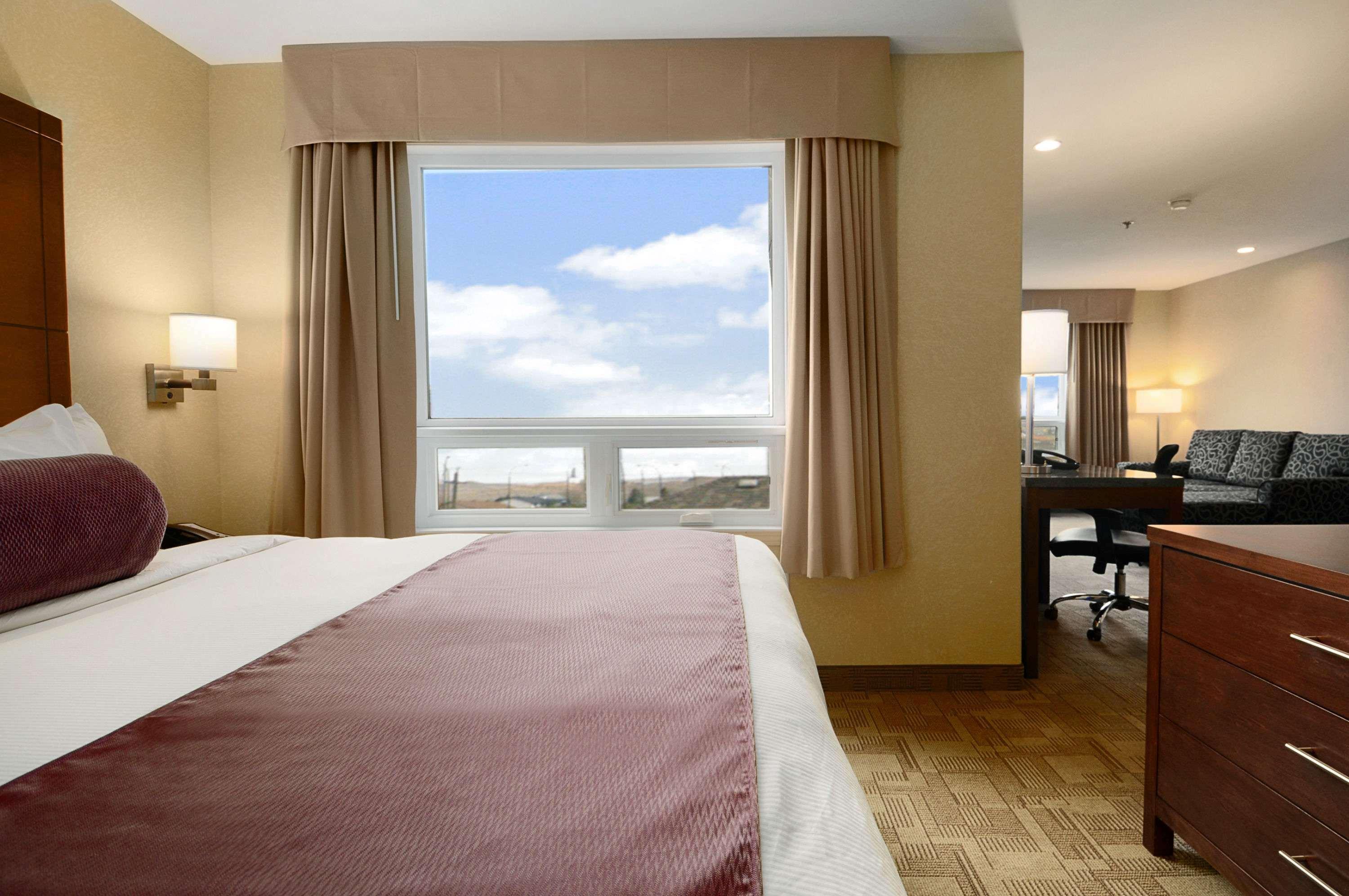 Days Inn By Wyndham Regina Airport West Phòng bức ảnh